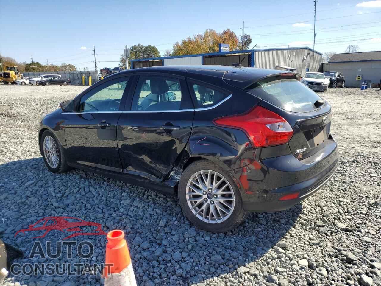 FORD FOCUS 2012 - 1FAHP3M22CL139390