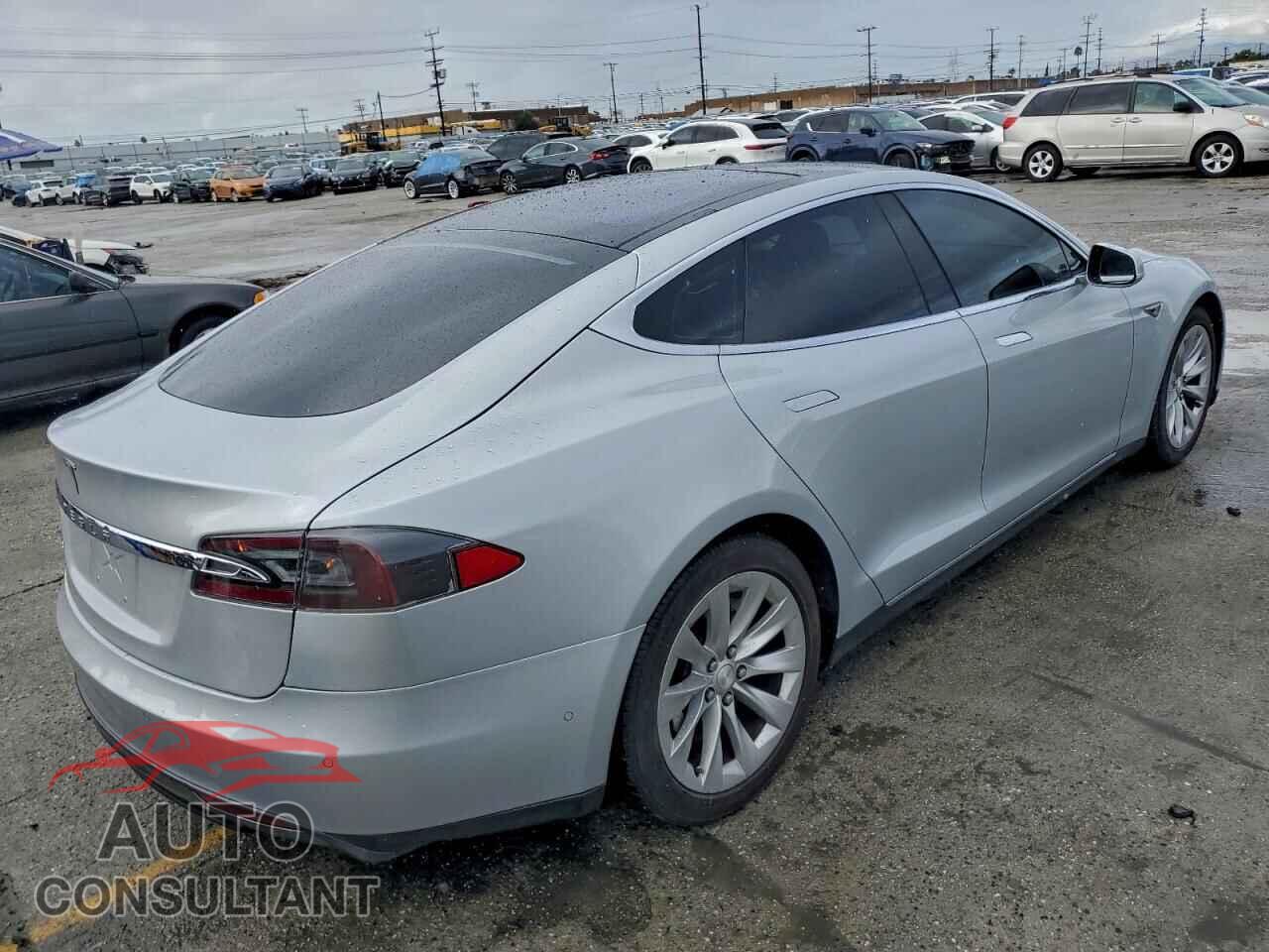 TESLA MODEL S 2016 - 5YJSA1E12GF132959