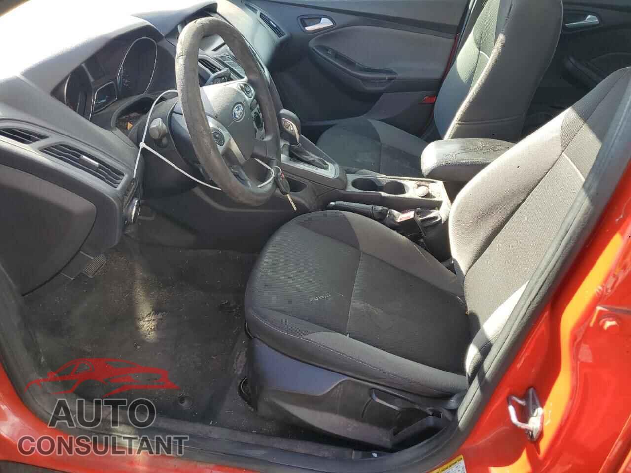 FORD FOCUS 2014 - 1FADP3F29EL335518