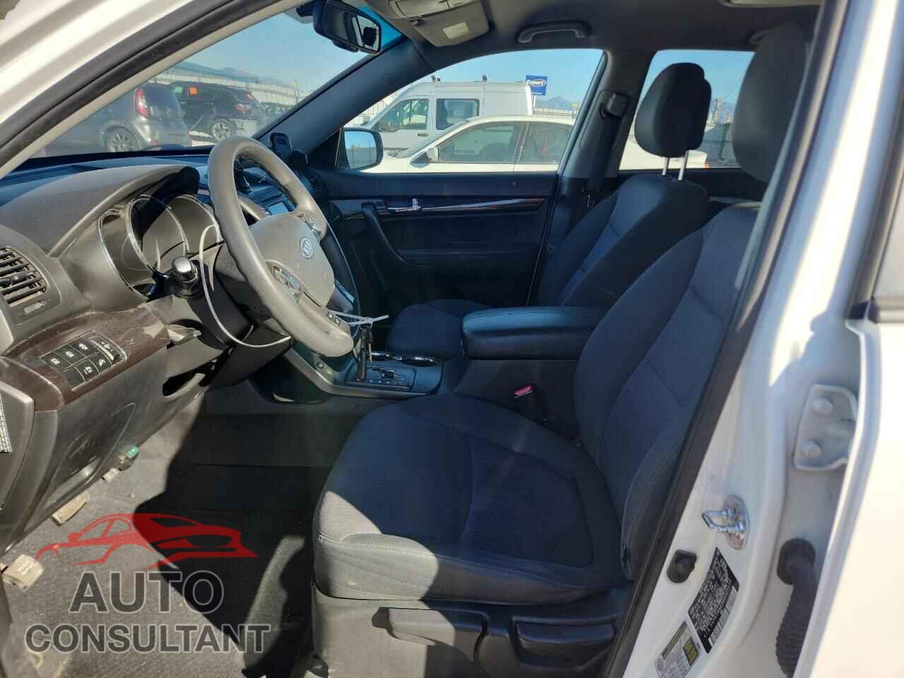 KIA SORENTO 2013 - 5XYKT4A65DG324698