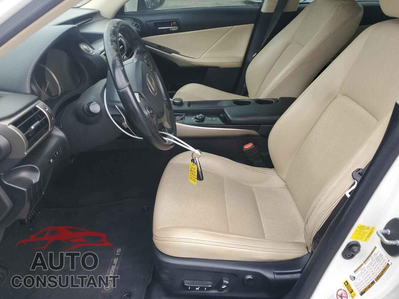 LEXUS IS 2014 - JTHBF1D26E5016303