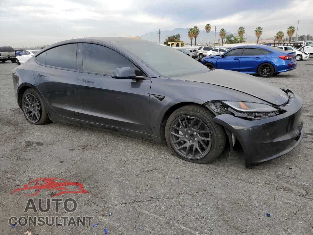 TESLA MODEL 3 2024 - 5YJ3E1EA4RF834129