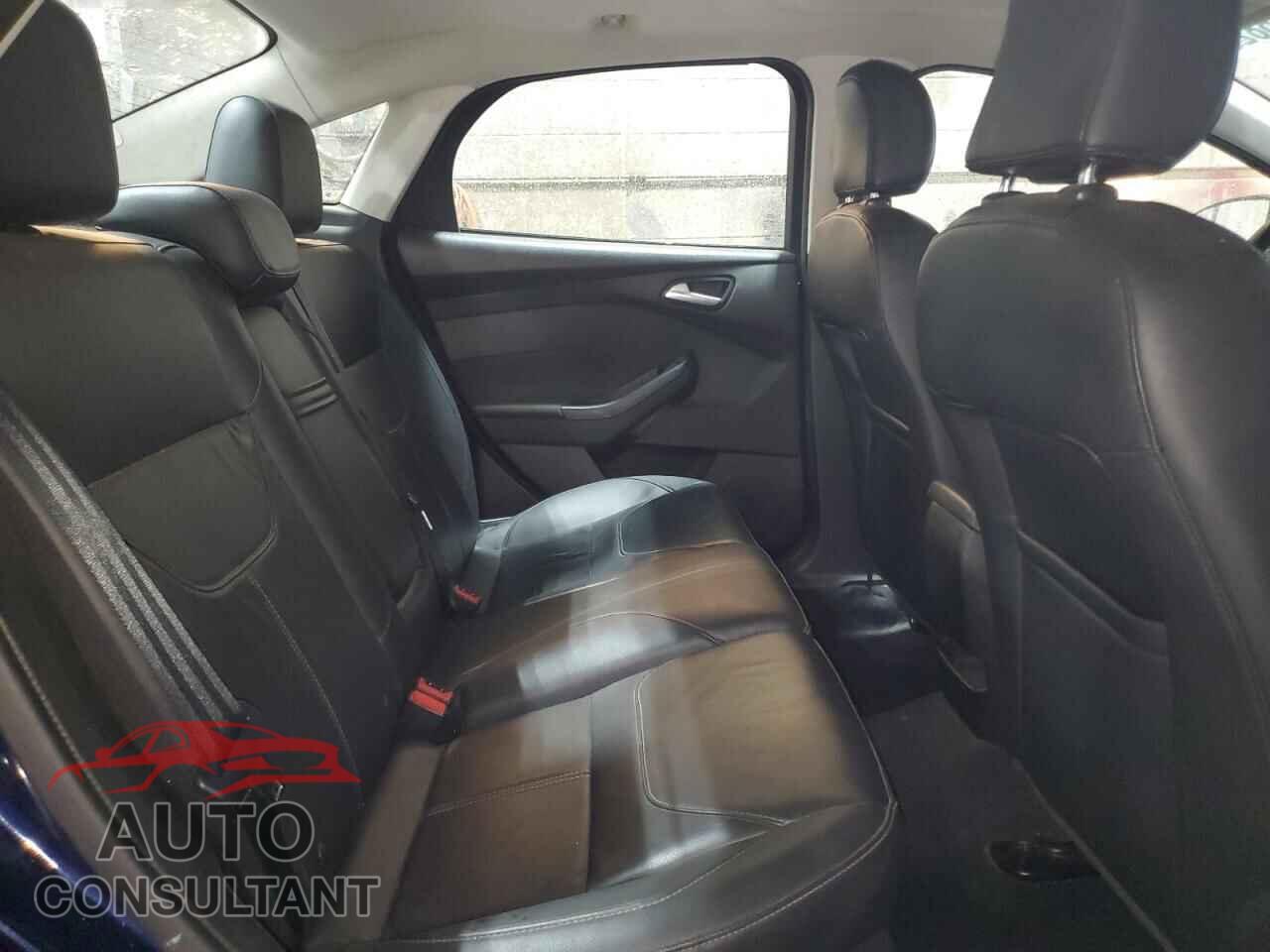 FORD FOCUS 2016 - 1FADP3F28GL399018