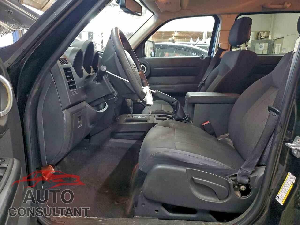DODGE NITRO 2011 - 1D4PT4GX2BW528559