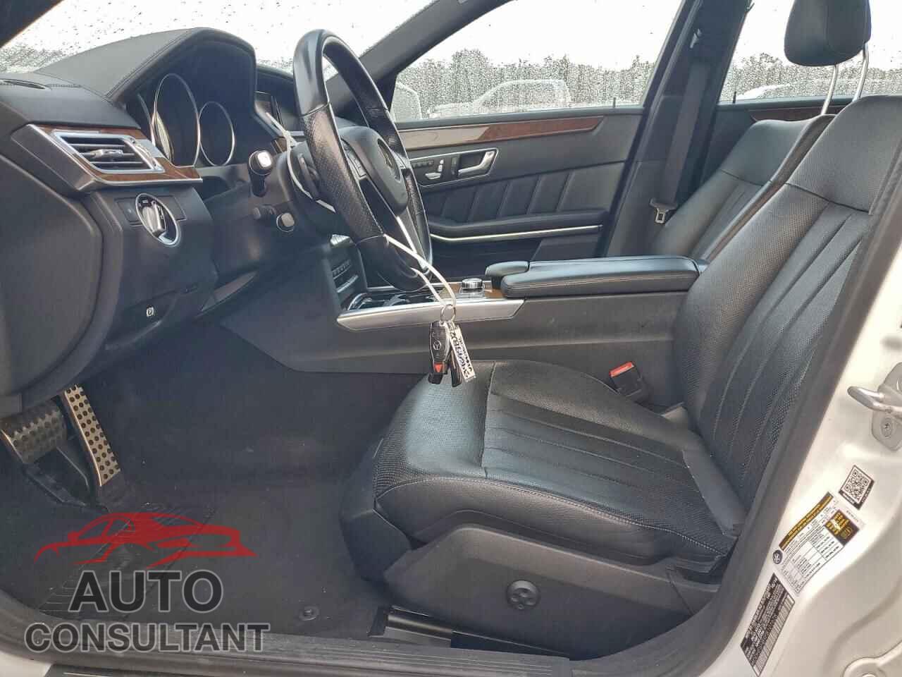 MERCEDES-BENZ E-CLASS 2015 - WDDHF6HB9FB101678
