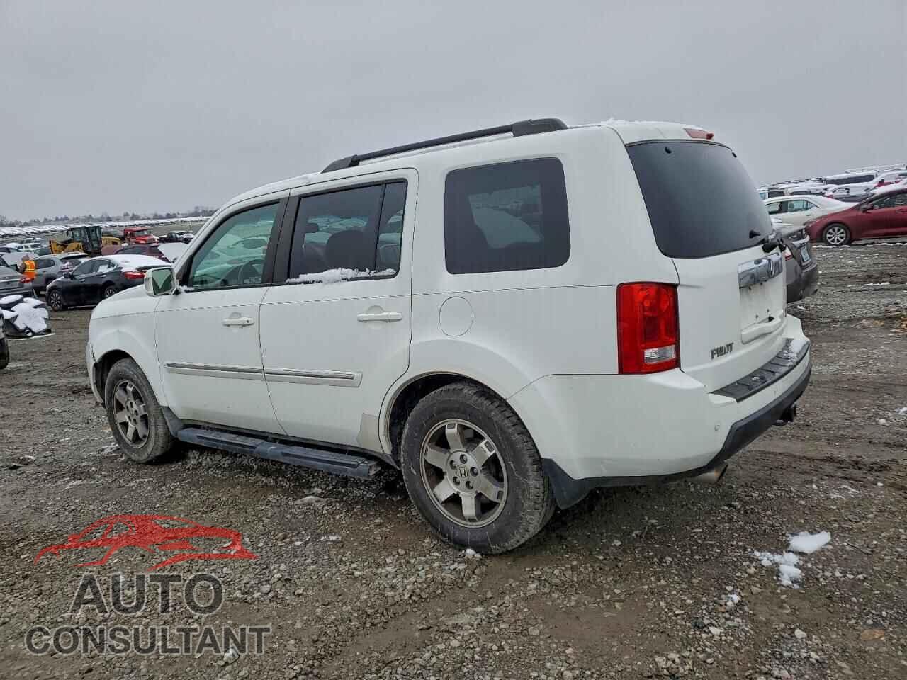 HONDA PILOT 2009 - 5FNYF48939B048005
