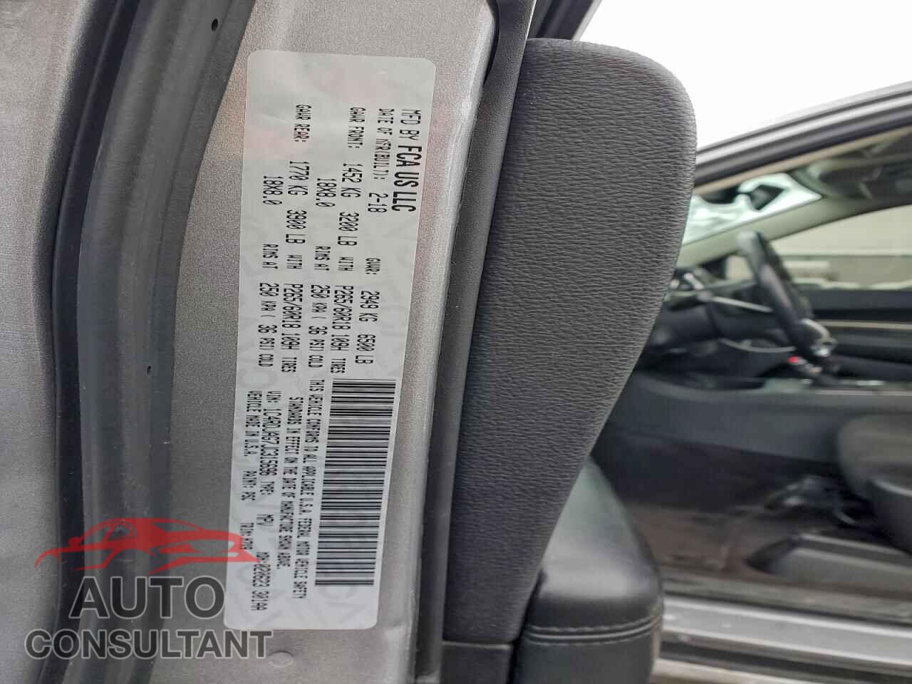 DODGE DURANGO 2018 - 1C4RDJAG7JC315696