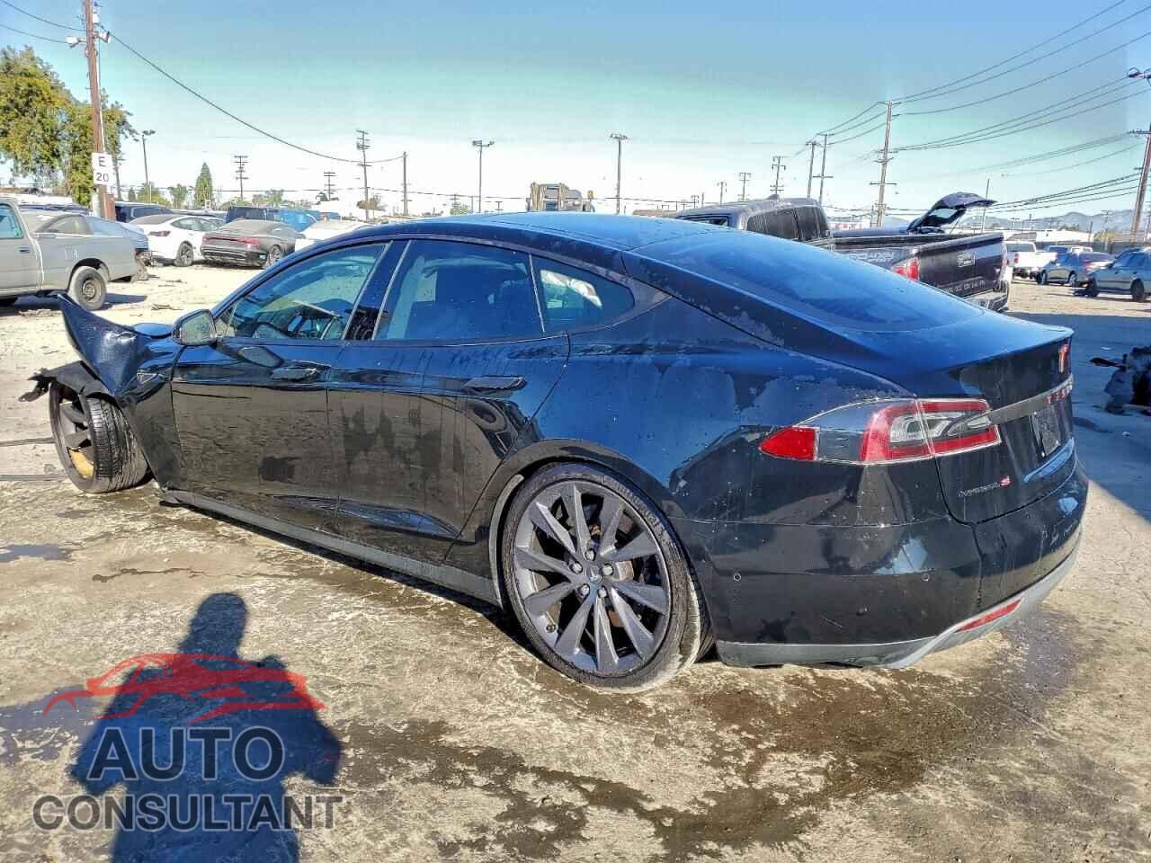 TESLA MODEL S 2015 - 5YJSA1H28FF080949