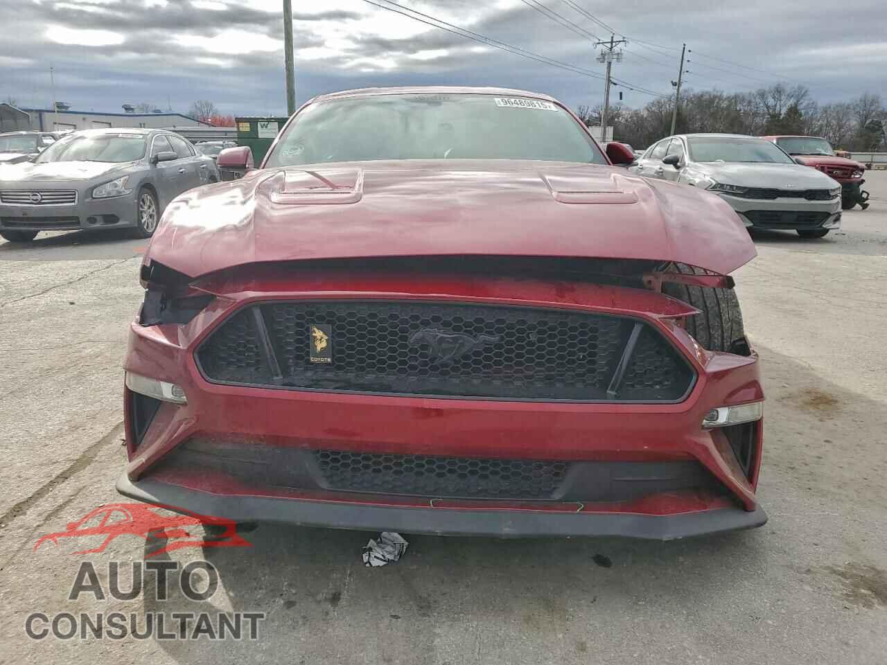FORD MUSTANG 2018 - 1FA6P8CF8J5116495