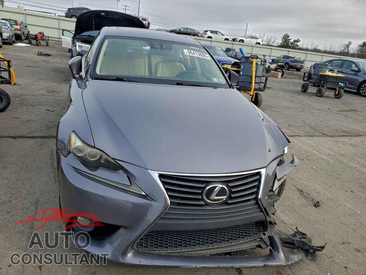 LEXUS IS 2014 - JTHCF1D24E5007524