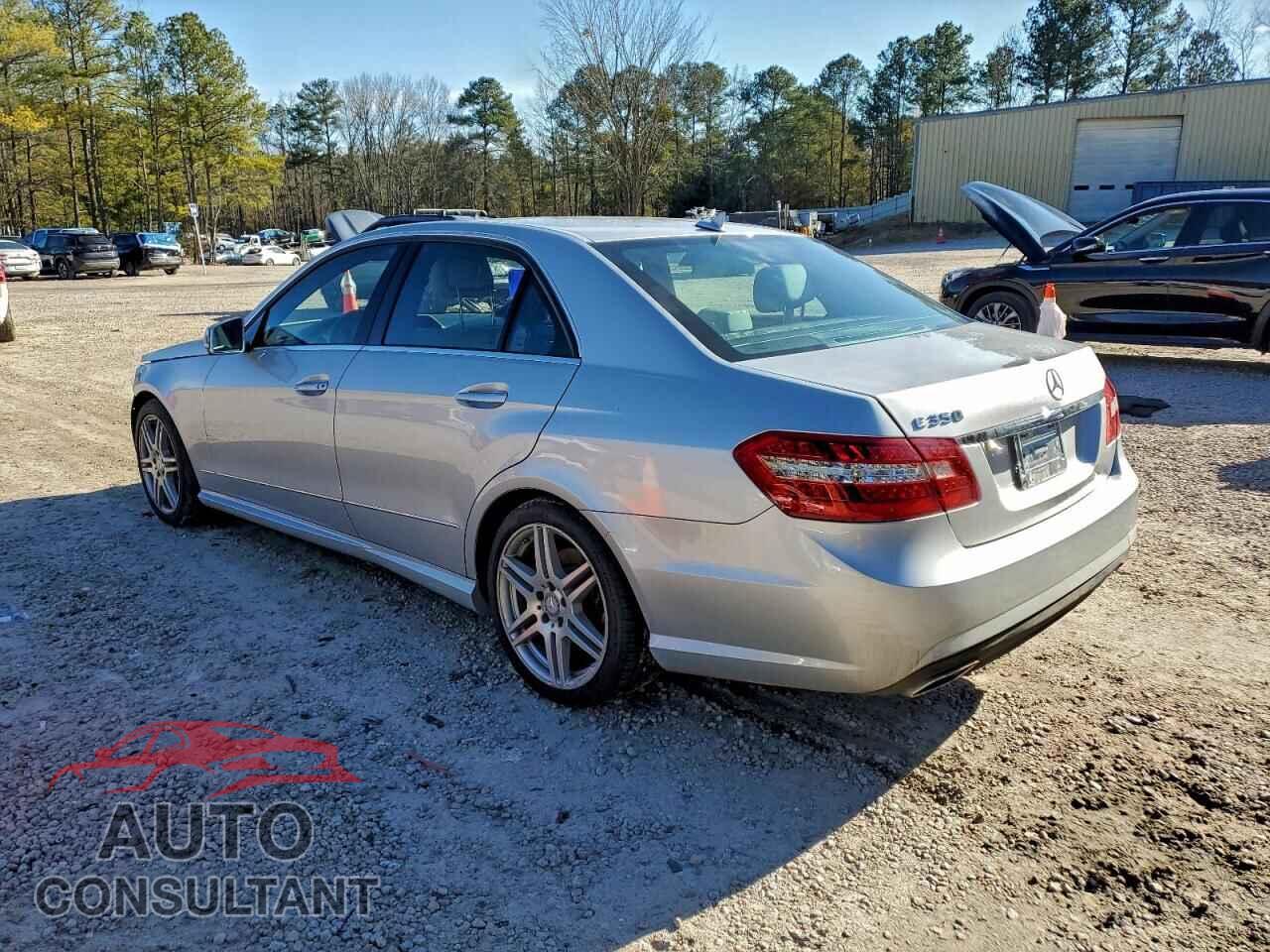 MERCEDES-BENZ E-CLASS 2010 - WDDHF5GB4AA177190