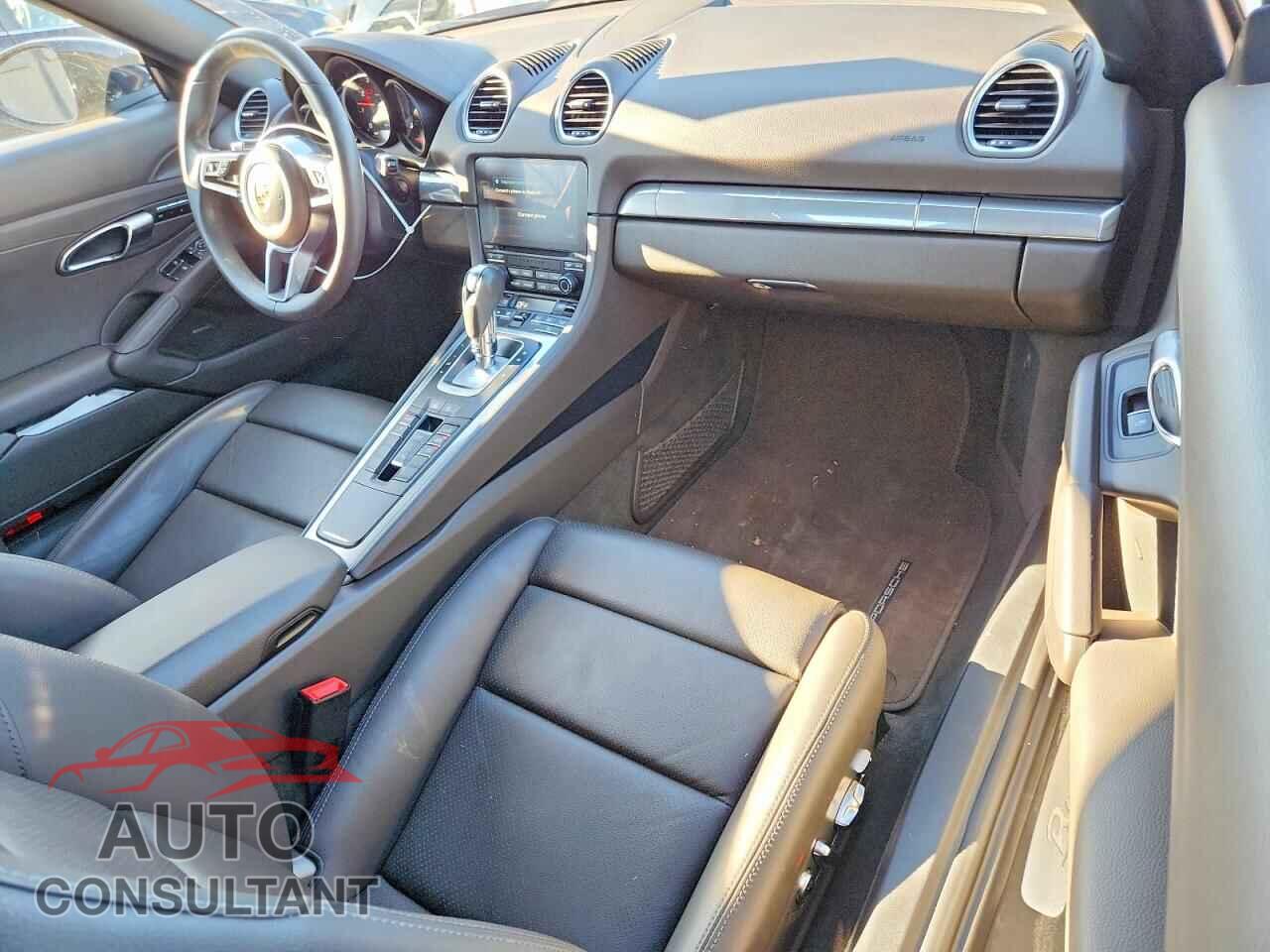 PORSCHE BOXSTER 2021 - WP0CA2A89MS210729