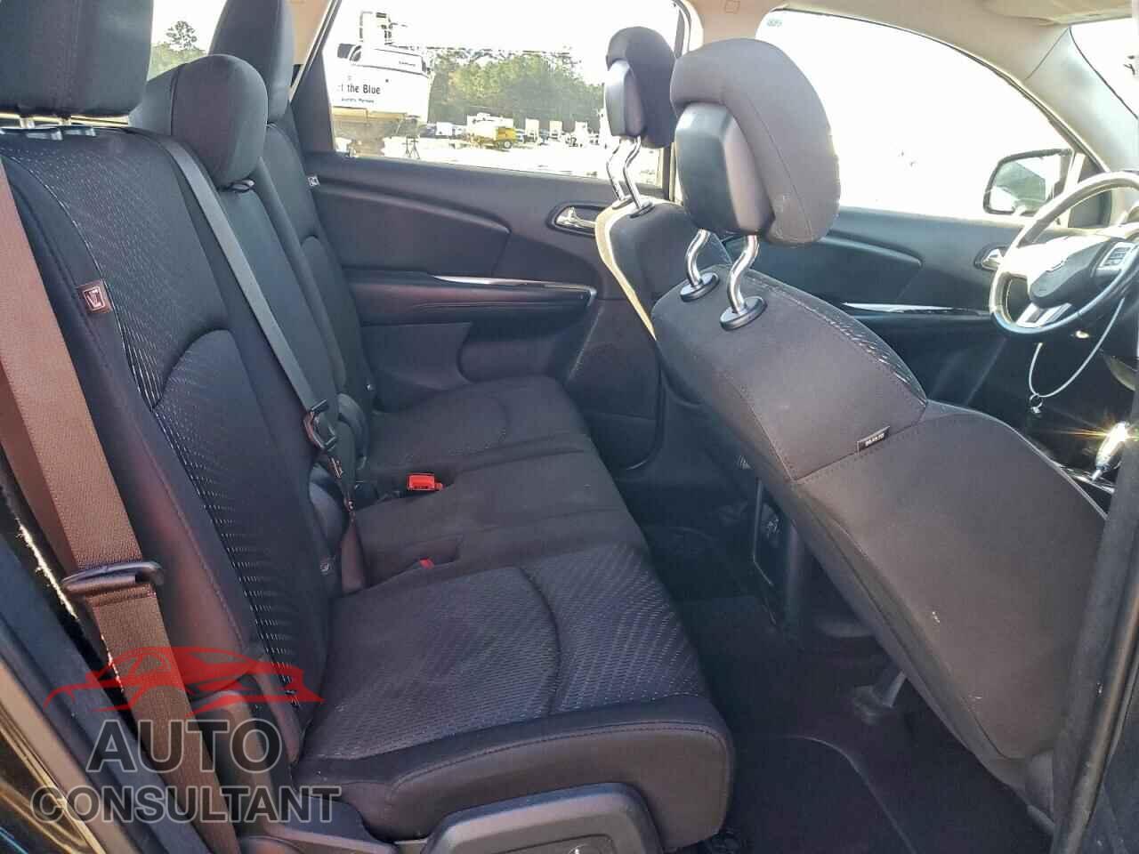 DODGE JOURNEY 2015 - 3C4PDCBB3FT644705