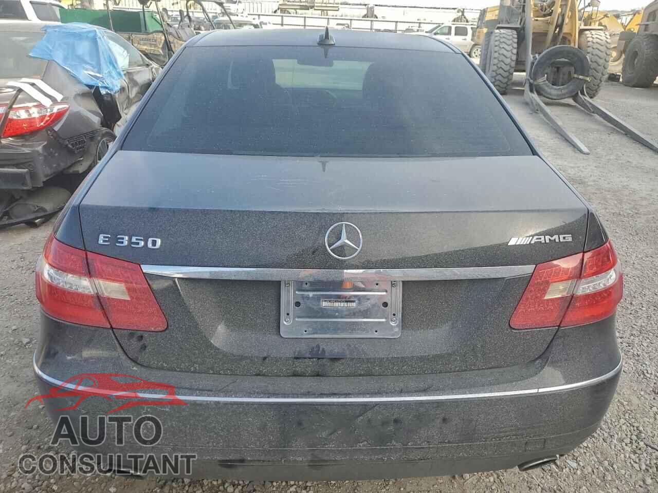 MERCEDES-BENZ E-CLASS 2012 - WDDHF5KB8CA570474