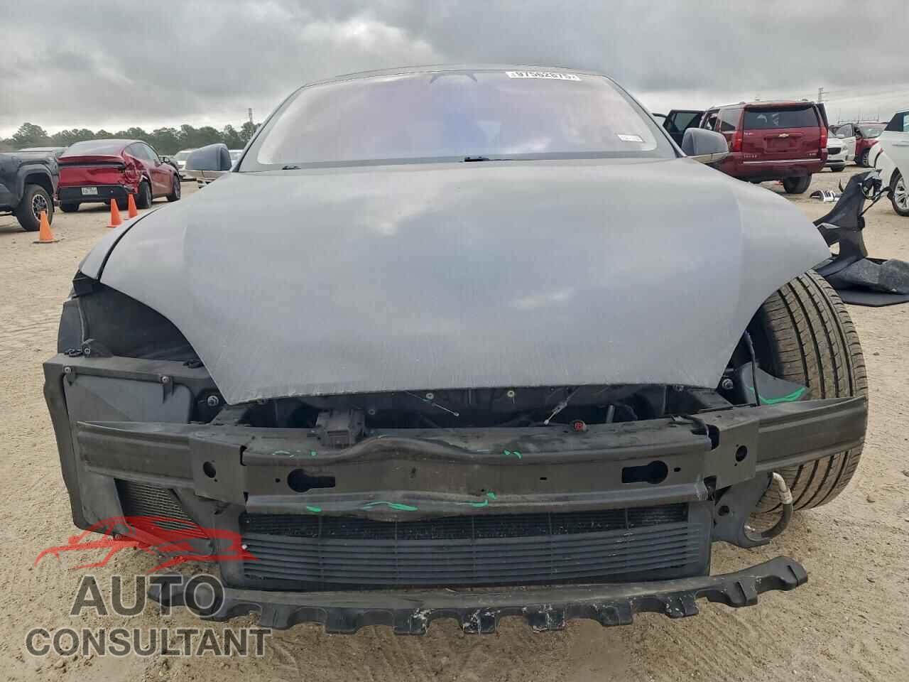 TESLA MODEL S 2018 - 5YJSA1E23JF244816