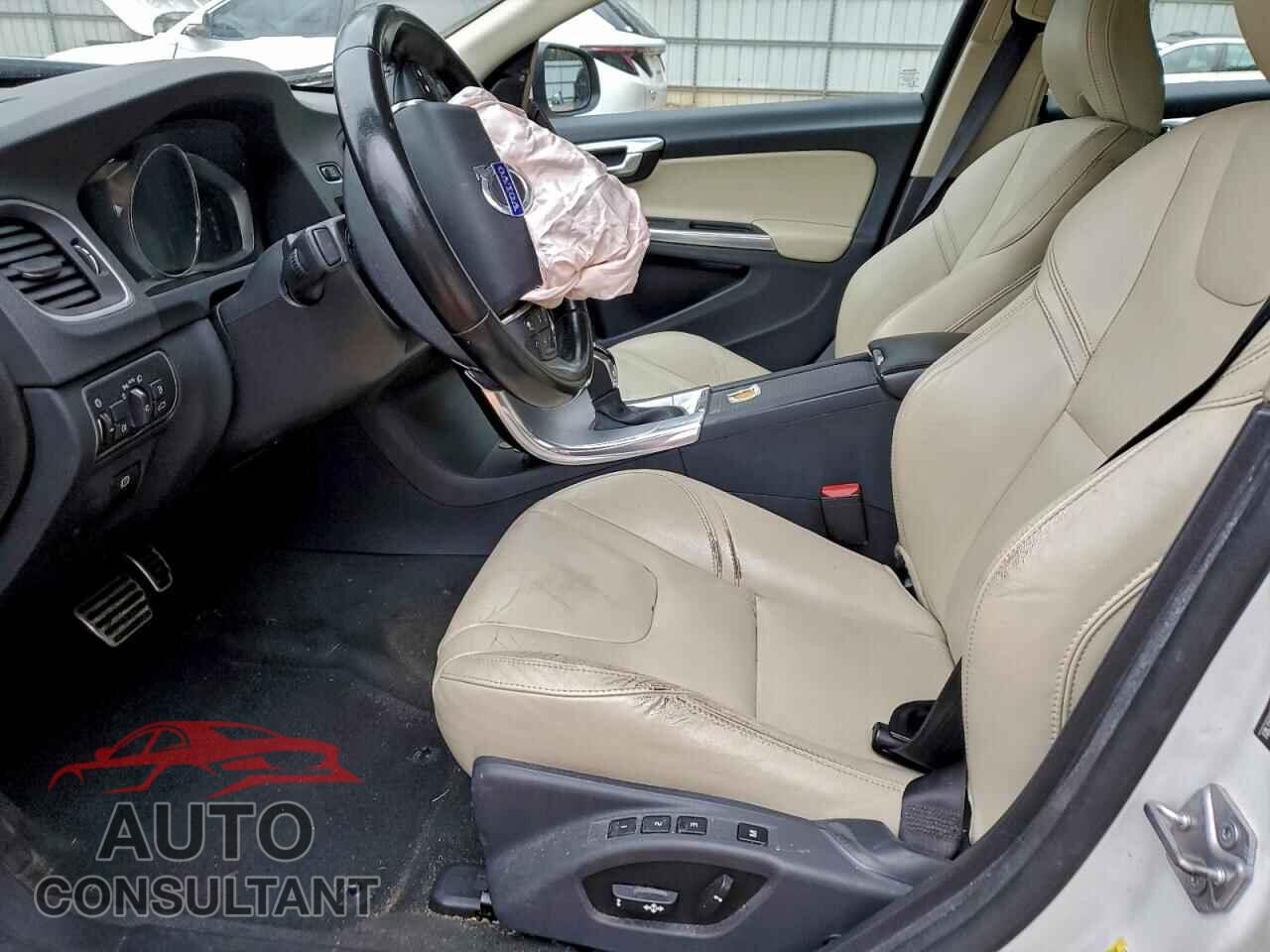 VOLVO S60 2017 - YV126MFL7H2425564