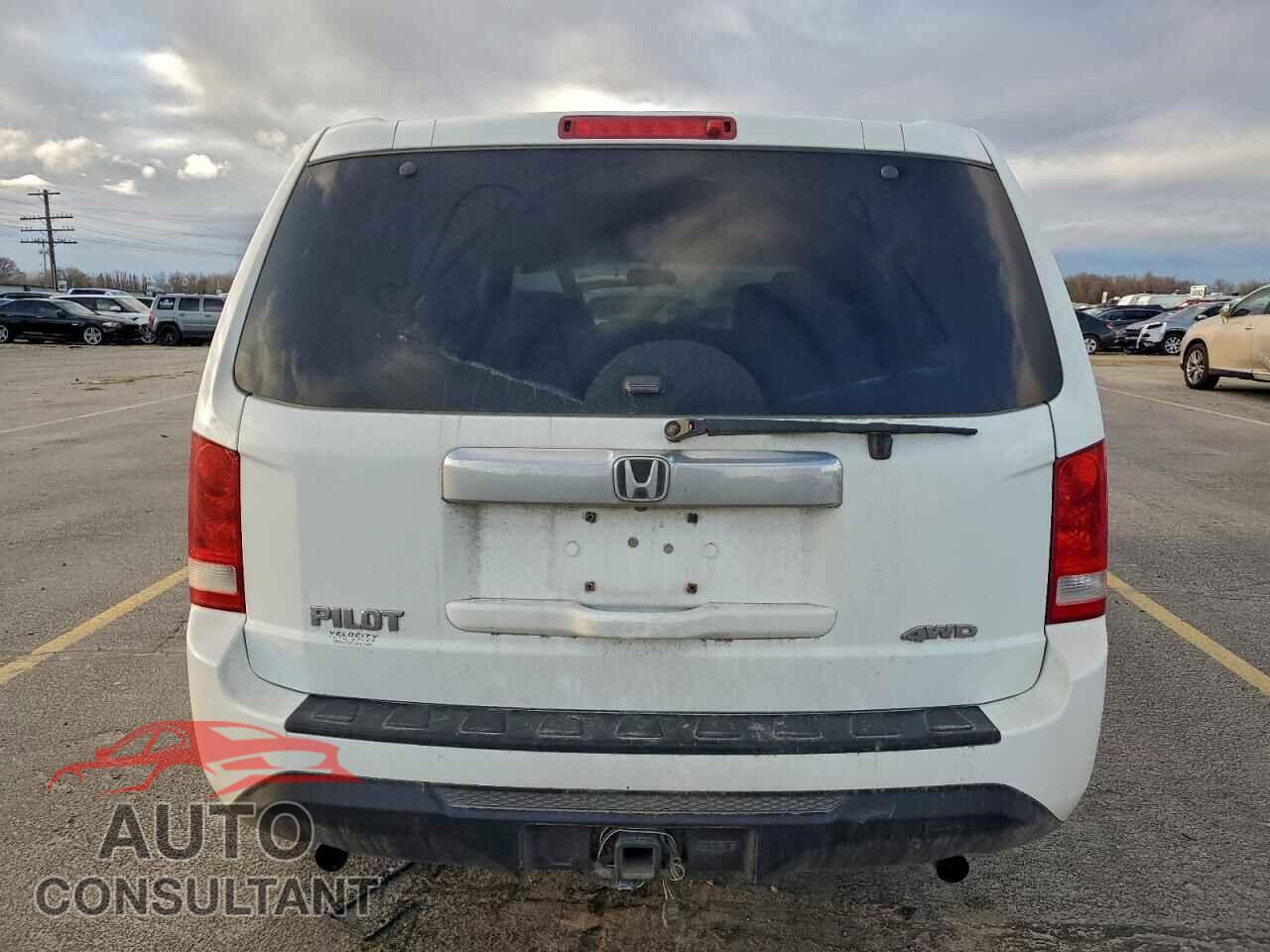 HONDA PILOT 2014 - 5FNYF4H21EB041129