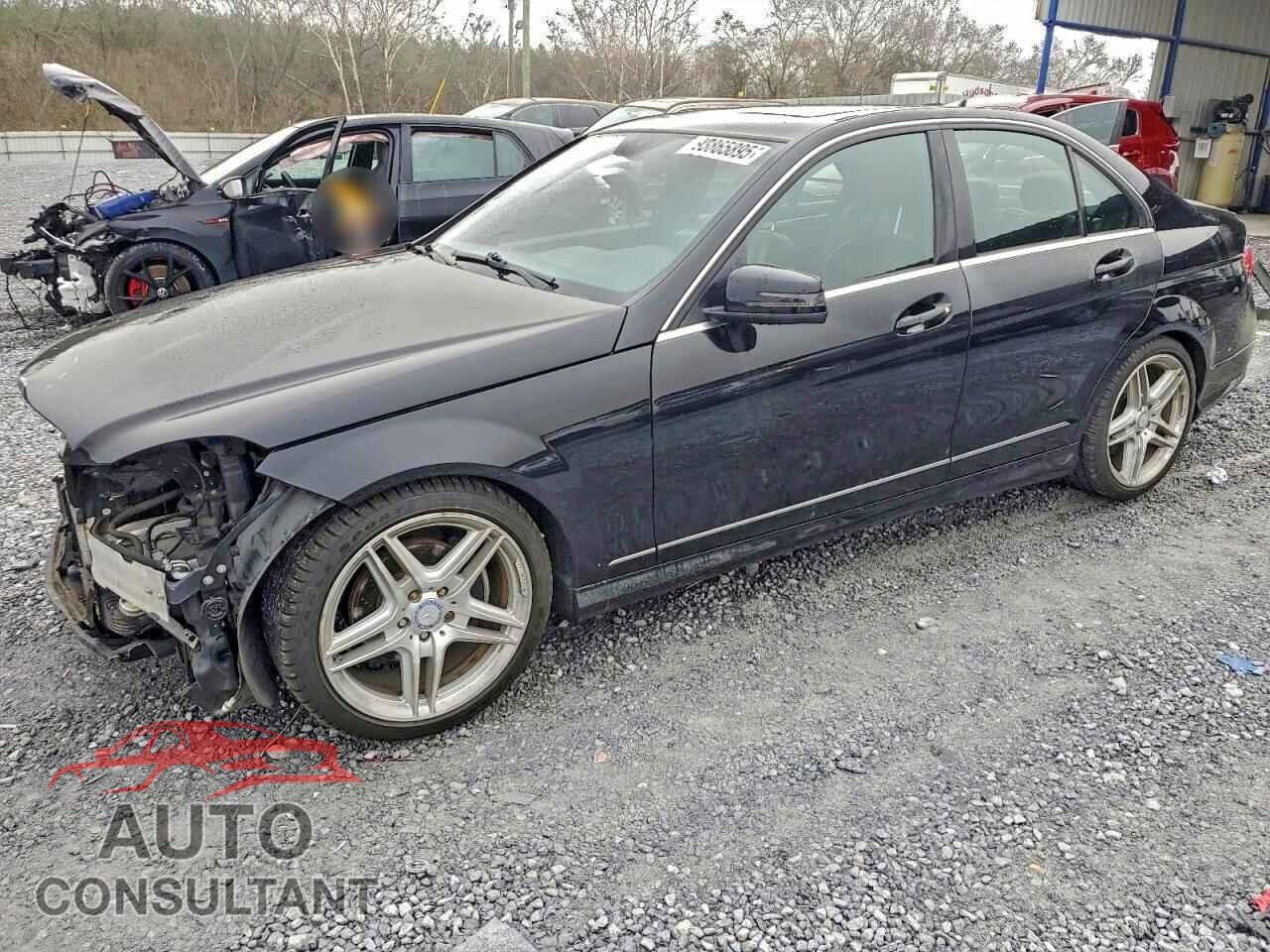 MERCEDES-BENZ C-CLASS 2013 - WDDGF4HB5DA783302