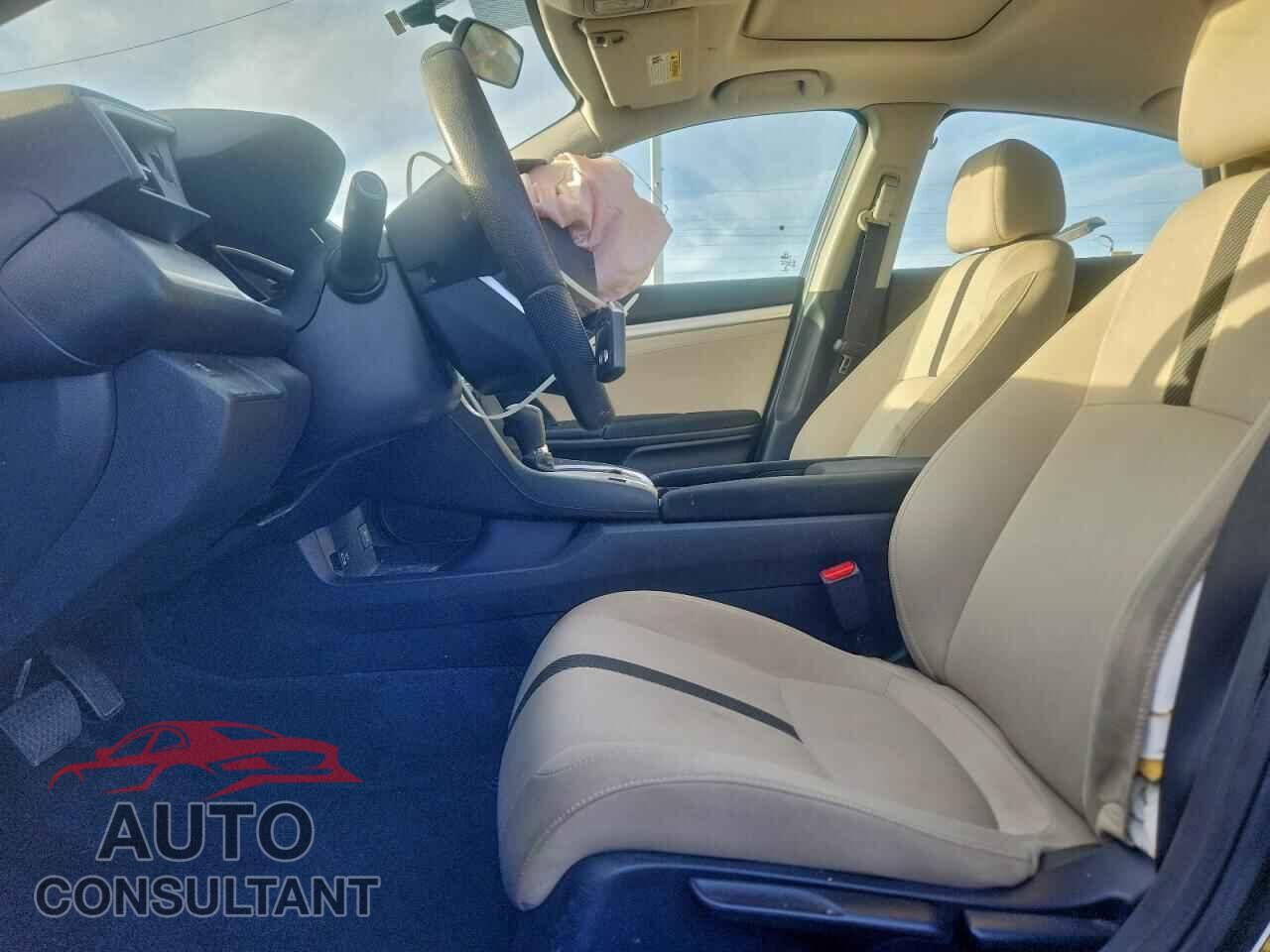 HONDA CIVIC 2017 - 2HGFC2F73HH537763