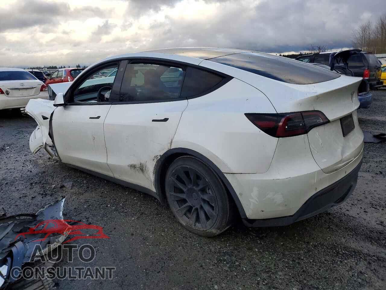 TESLA MODEL Y 2022 - 7SAYGDEE3NF360918