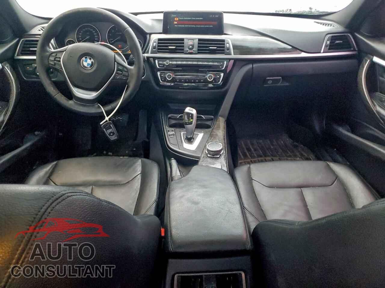 BMW 3 SERIES 2017 - WBA8D9C53HK894222