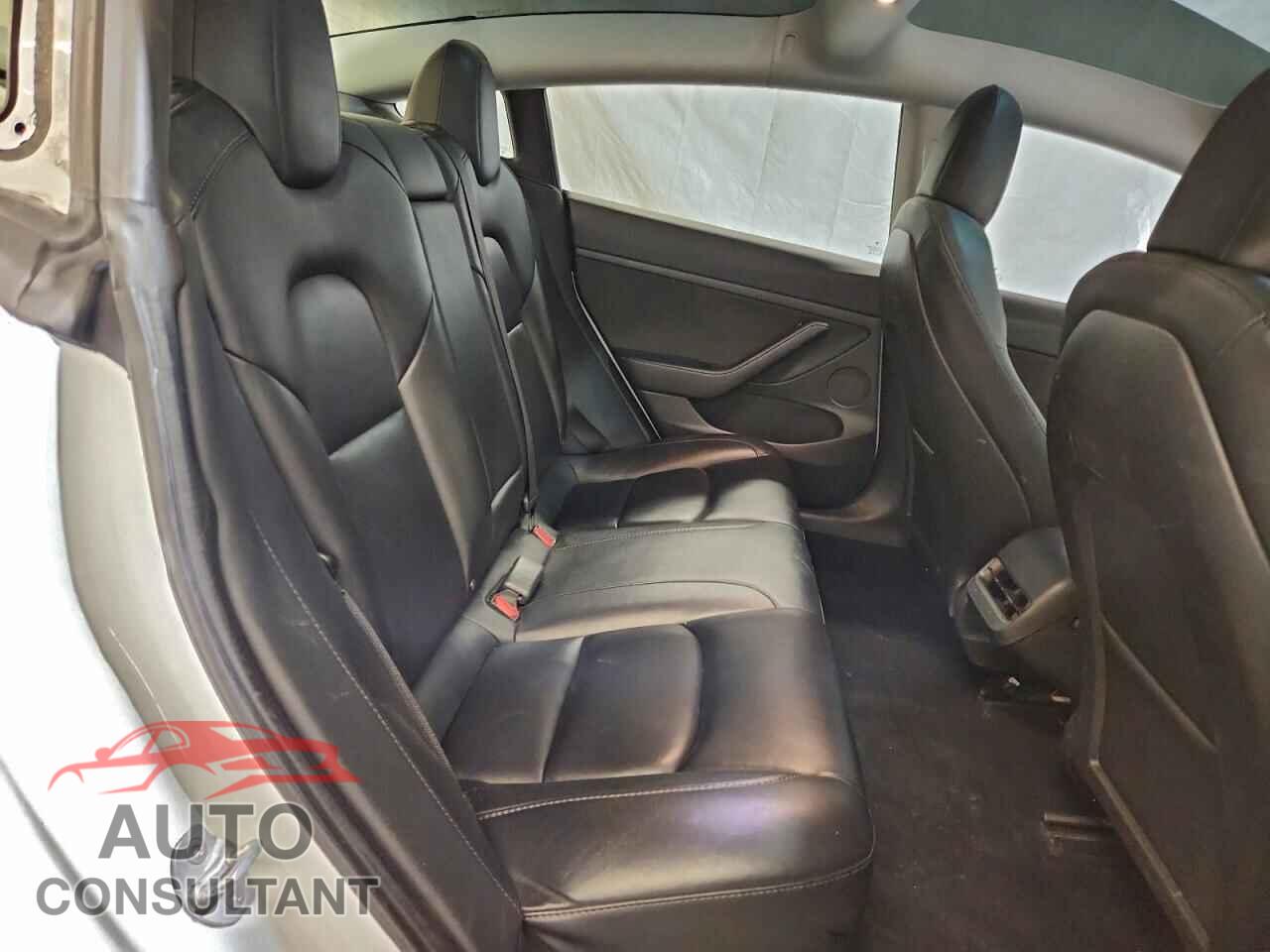 TESLA MODEL 3 2023 - 5YJ3E1EAXPF420575