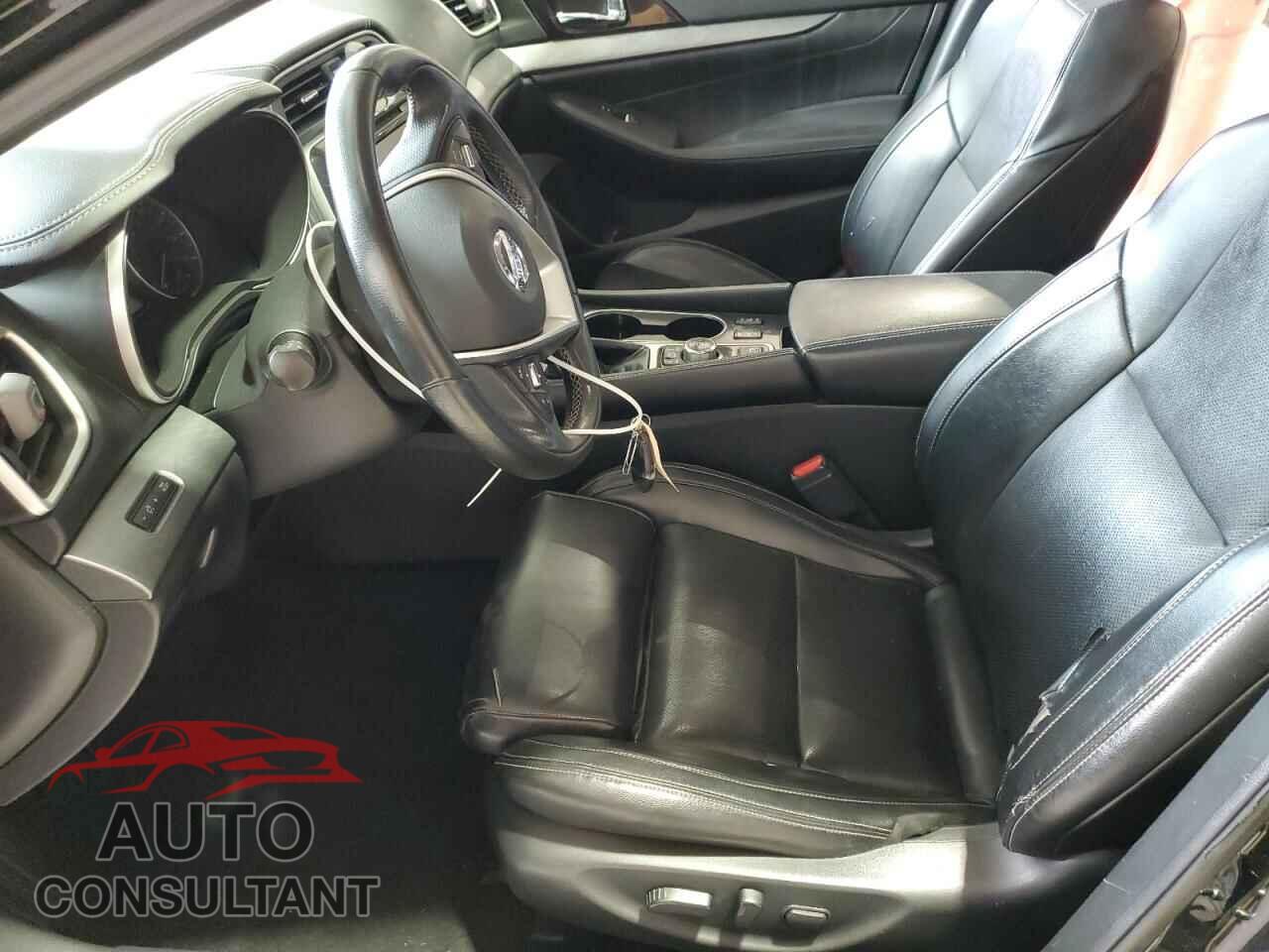 NISSAN MAXIMA 2018 - 1N4AA6AP8JC387547