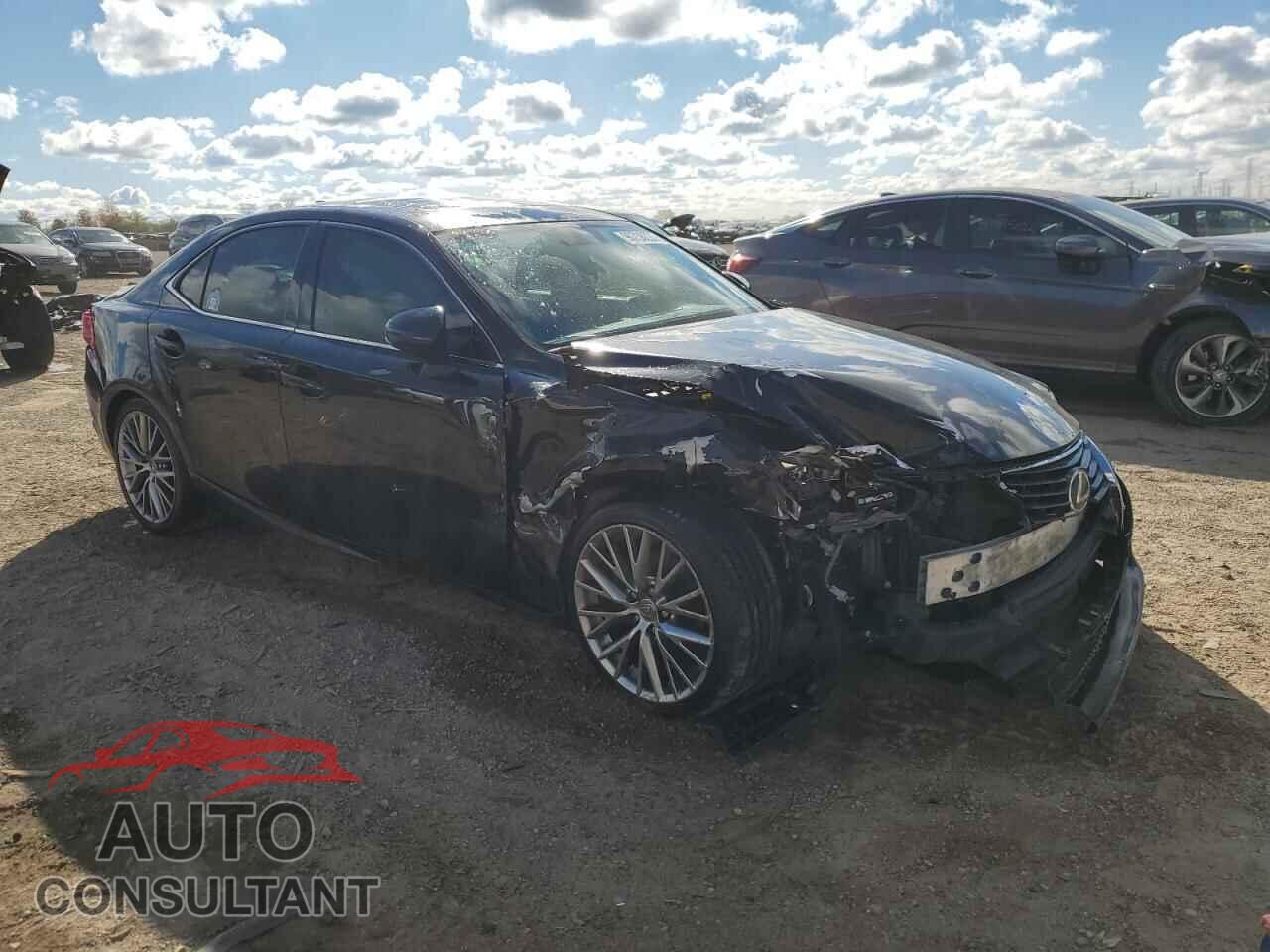 LEXUS IS 2015 - JTHCF1D28F5022867