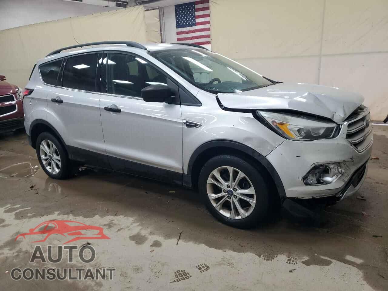 FORD ESCAPE 2017 - 1FMCU9G94HUB77953