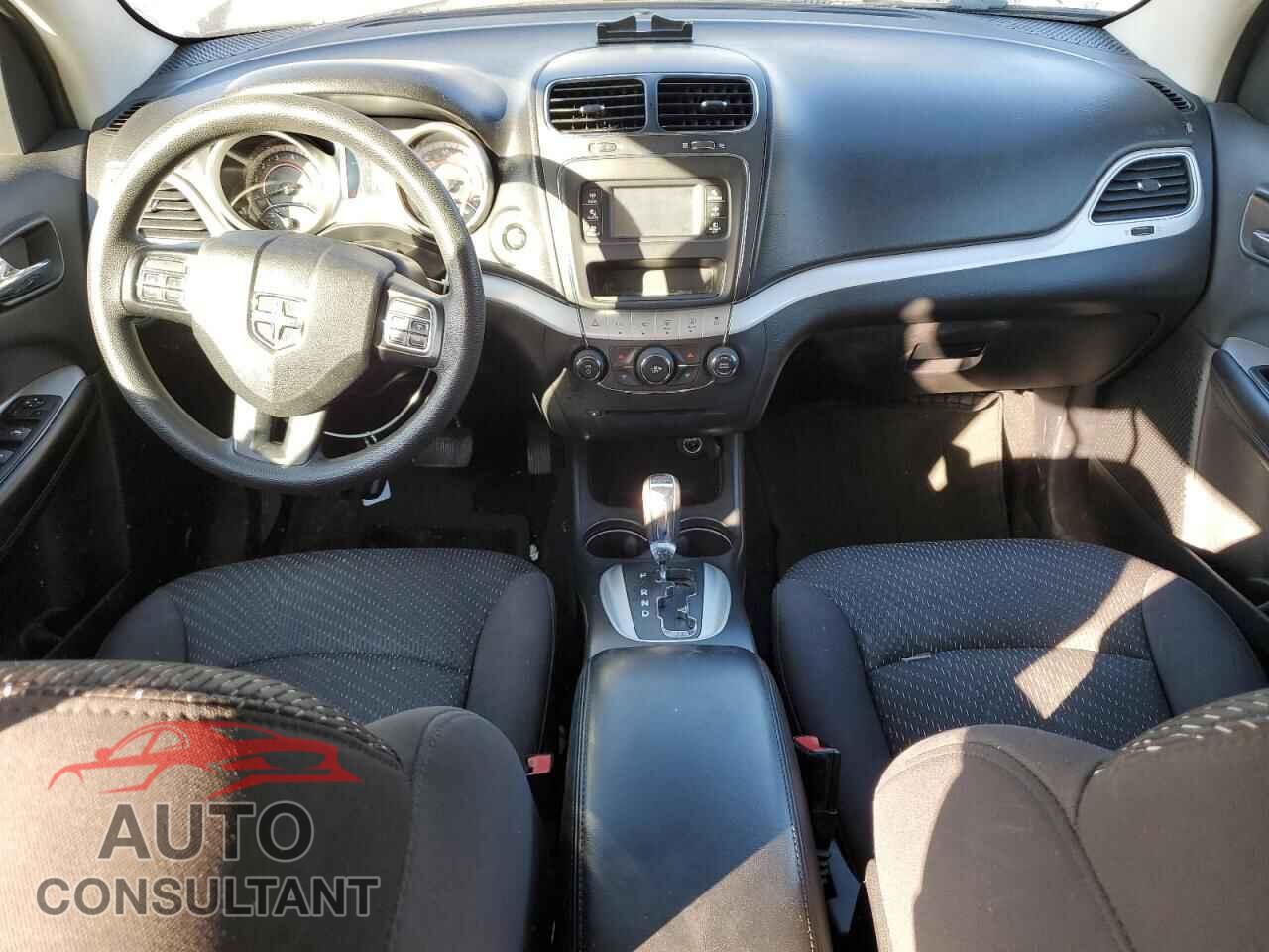 DODGE JOURNEY 2015 - 3C4PDCAB1FT611039