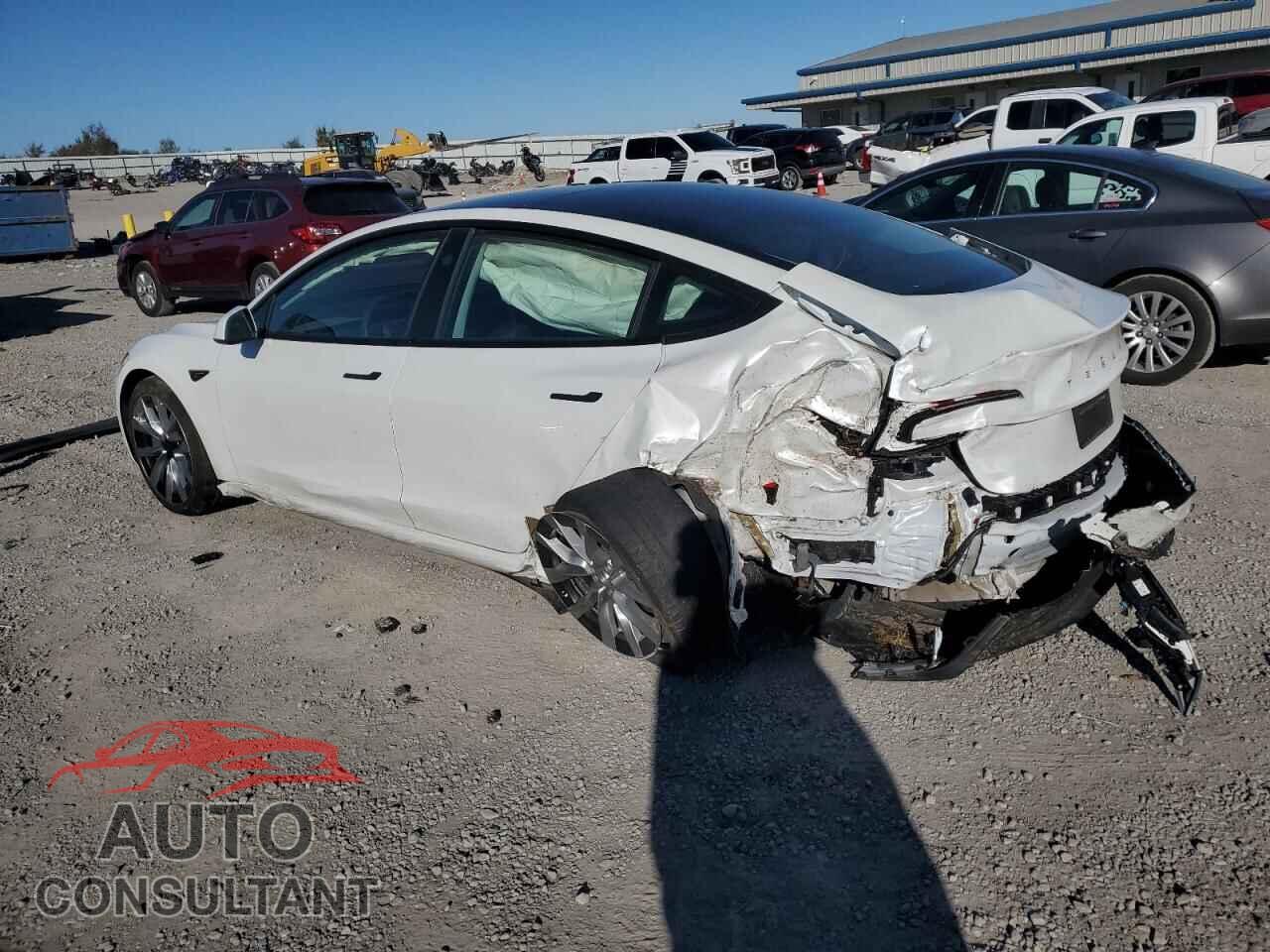 TESLA MODEL 3 2024 - 5YJ3E1EA2RF733770