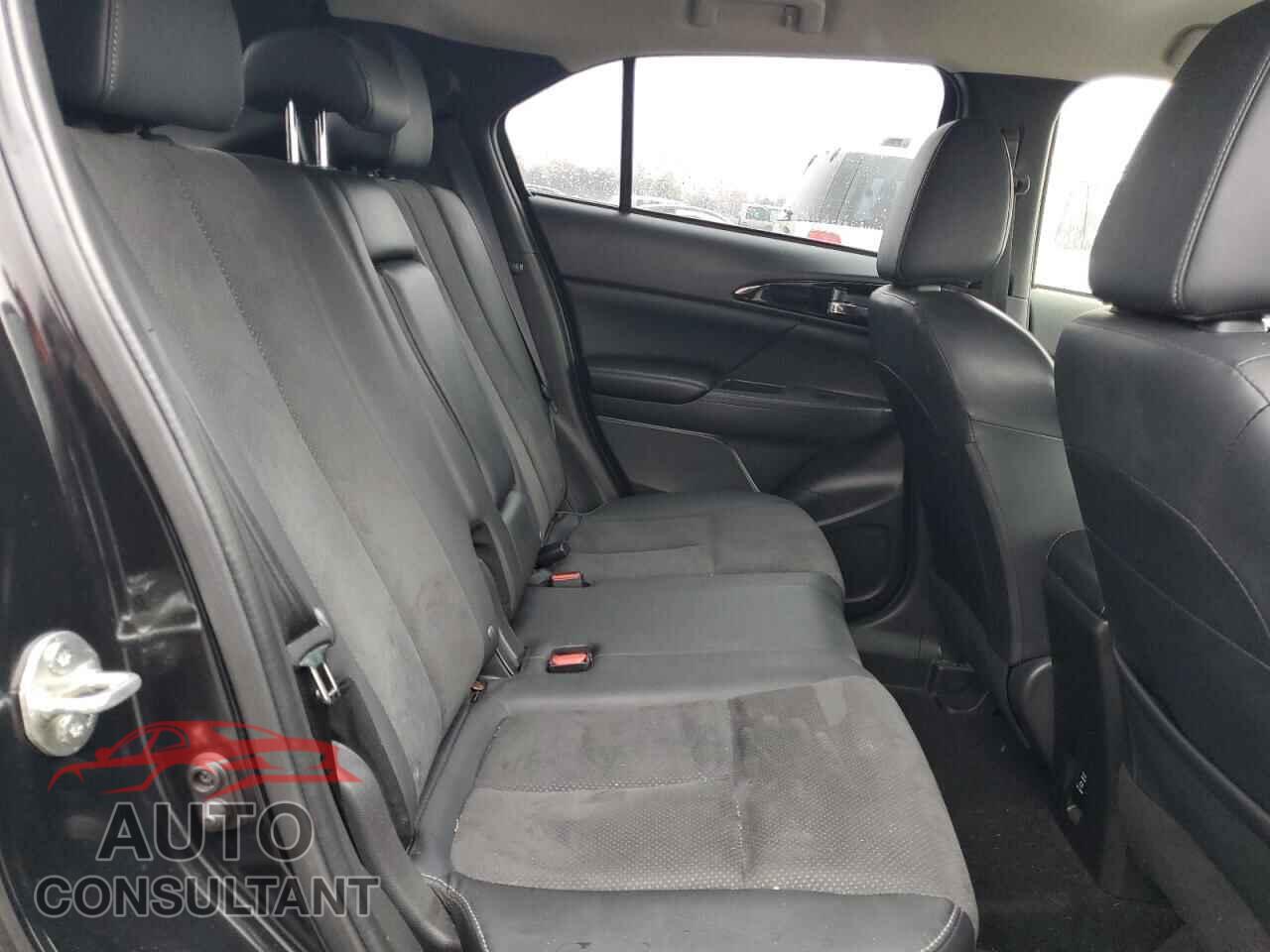 MITSUBISHI ECLIPSE 2023 - JA4ATWAA9PZ001752