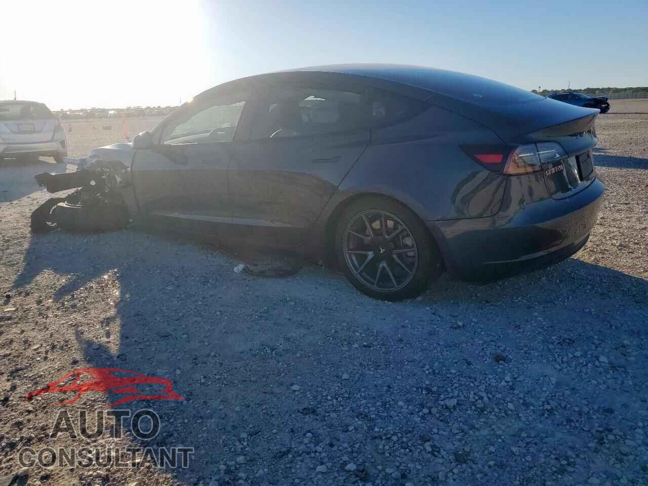 TESLA MODEL 3 2022 - 5YJ3E1EB2NF194103