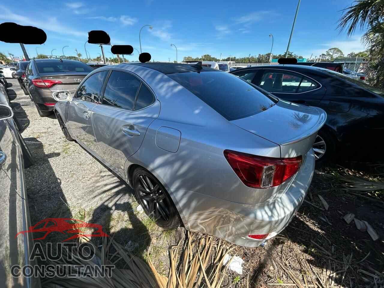 LEXUS IS 2011 - JTHBF5C20B5141236