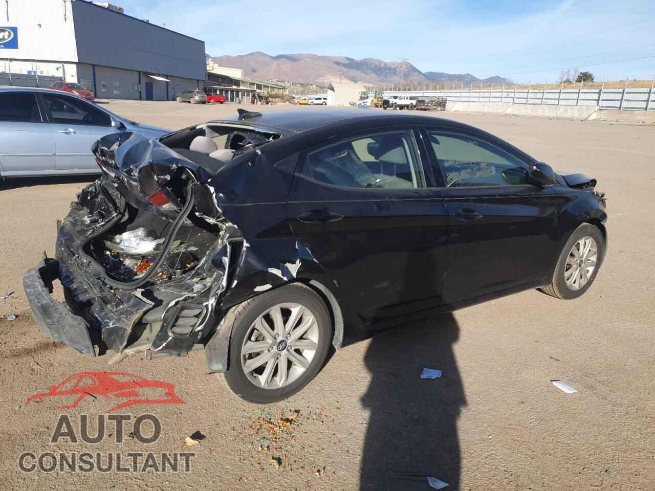HYUNDAI ELANTRA 2016 - KMHDH4AE3GU552490