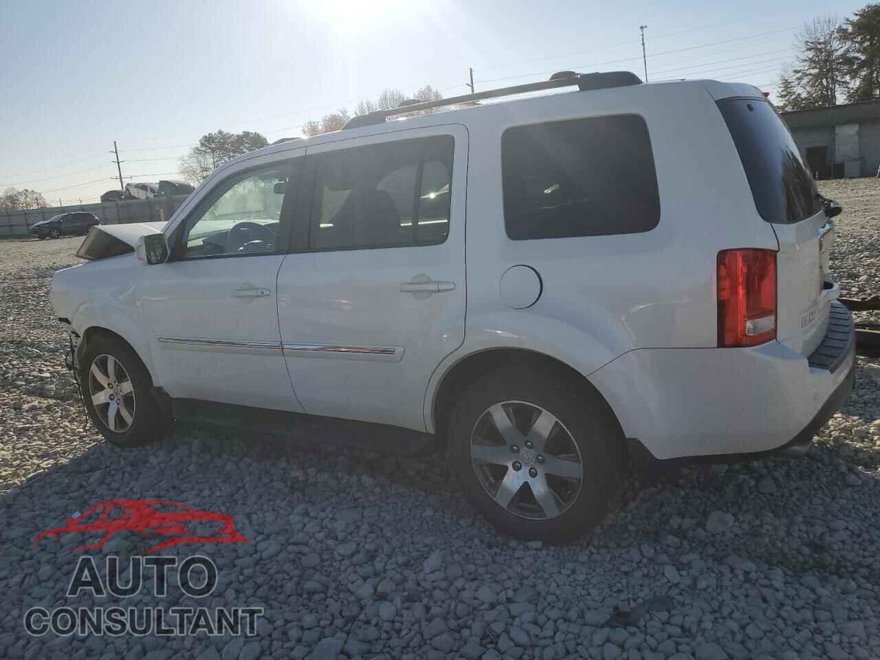 HONDA PILOT 2015 - 5FNYF4H93FB038005