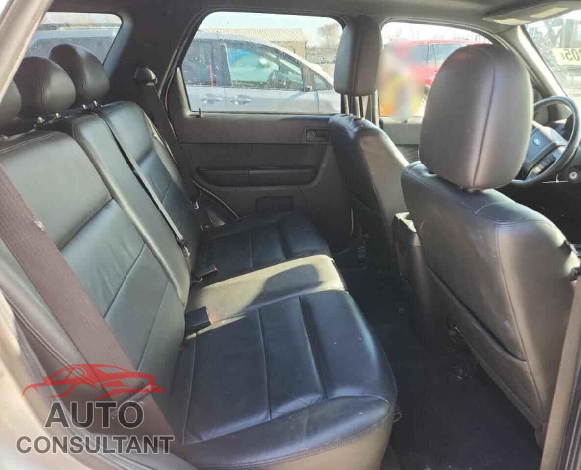 FORD ESCAPE 2009 - 1FMCU03G59KD13892
