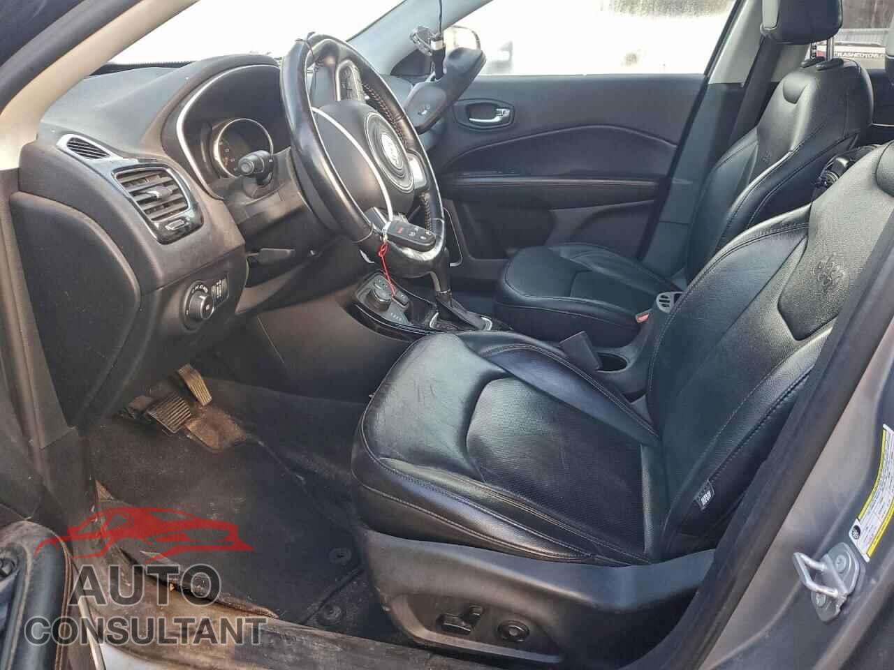 JEEP COMPASS 2018 - 3C4NJDCB5JT266321