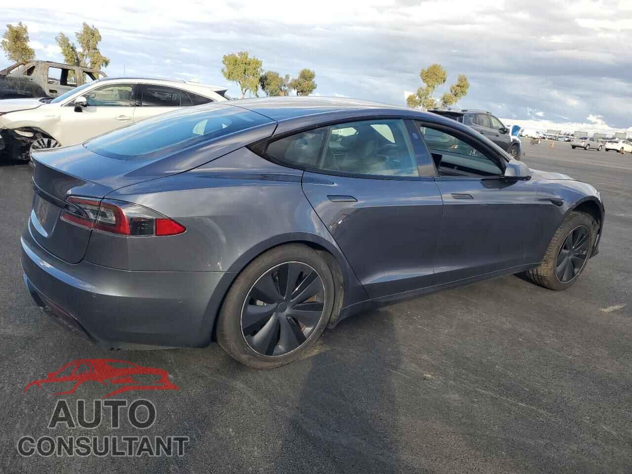 TESLA MODEL S 2021 - 5YJSA1E52MF443709