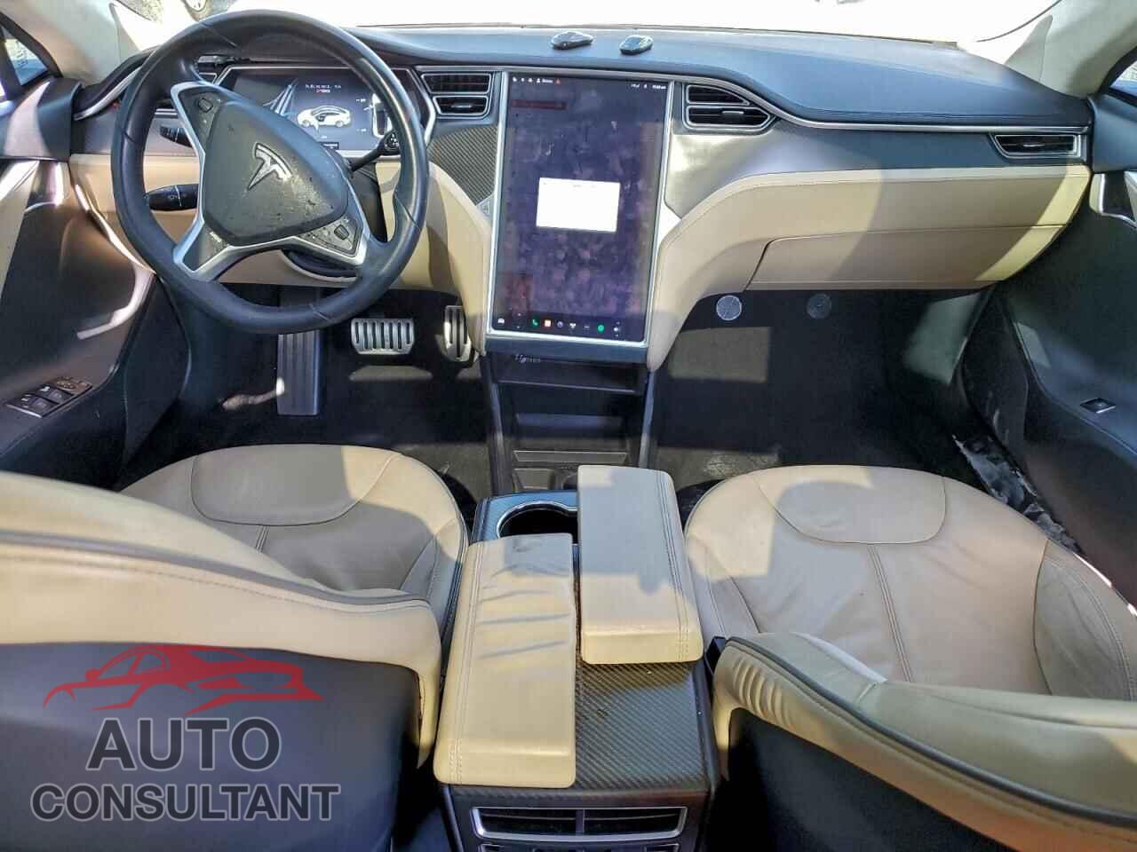 TESLA MODEL S 2013 - 5YJSA1CP2DFP19990
