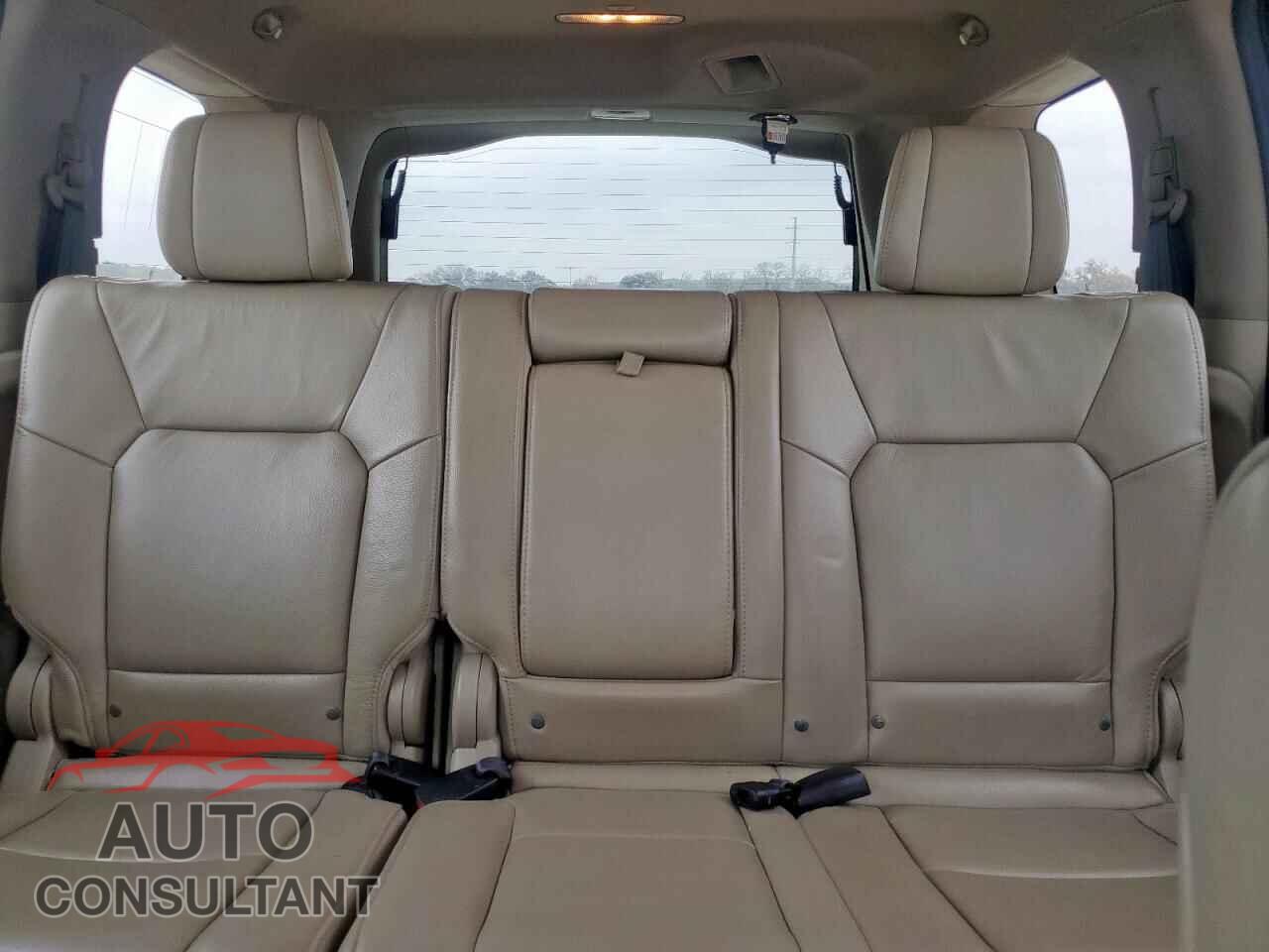 HONDA PILOT 2014 - 5FNYF3H50EB001645