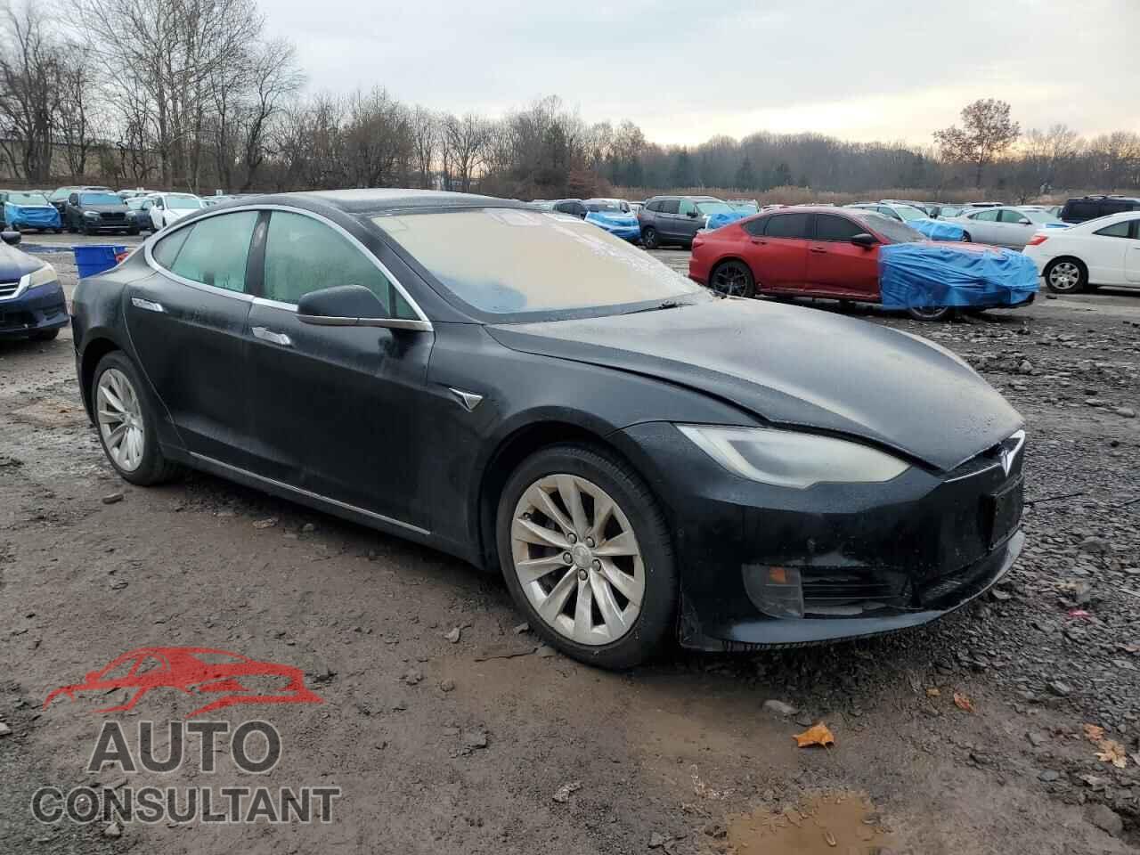 TESLA MODEL S 2017 - 5YJSA1E10HF197326