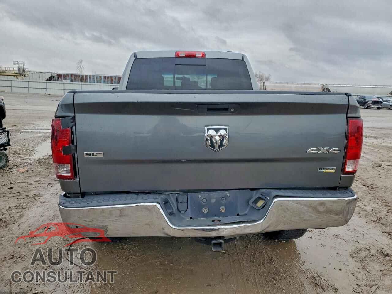 DODGE RAM 1500 2012 - 1C6RD7GP5CS233671