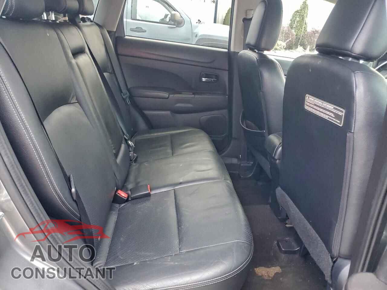 MITSUBISHI OUTLANDER 2015 - 4A4AR4AU1FE021785