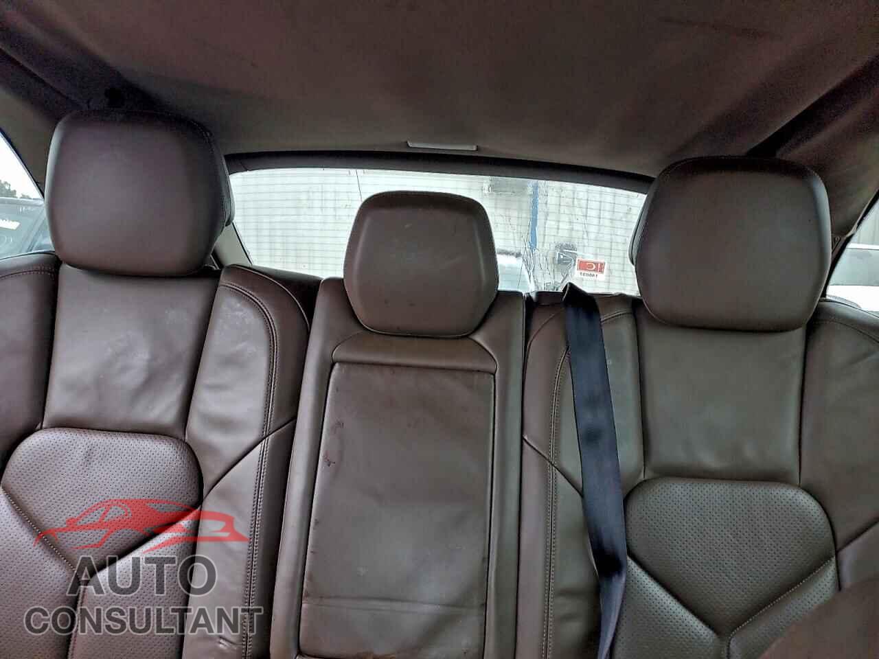 PORSCHE CAYENNE 2011 - WP1AB2A21BLA43658