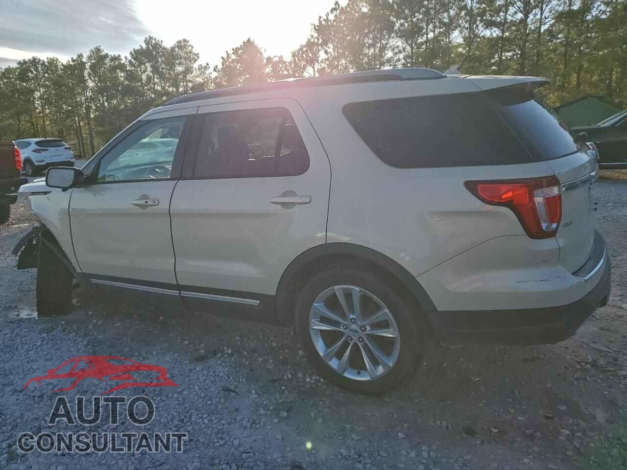 FORD EXPLORER 2018 - 1FM5K7D87JGB42388