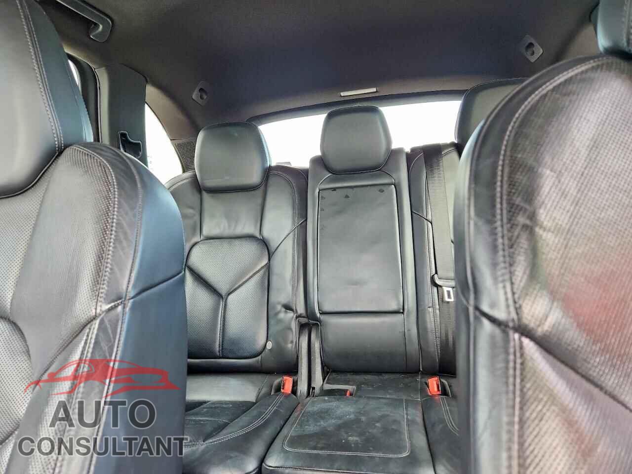 PORSCHE CAYENNE 2012 - WP1AA2A27CLA01063