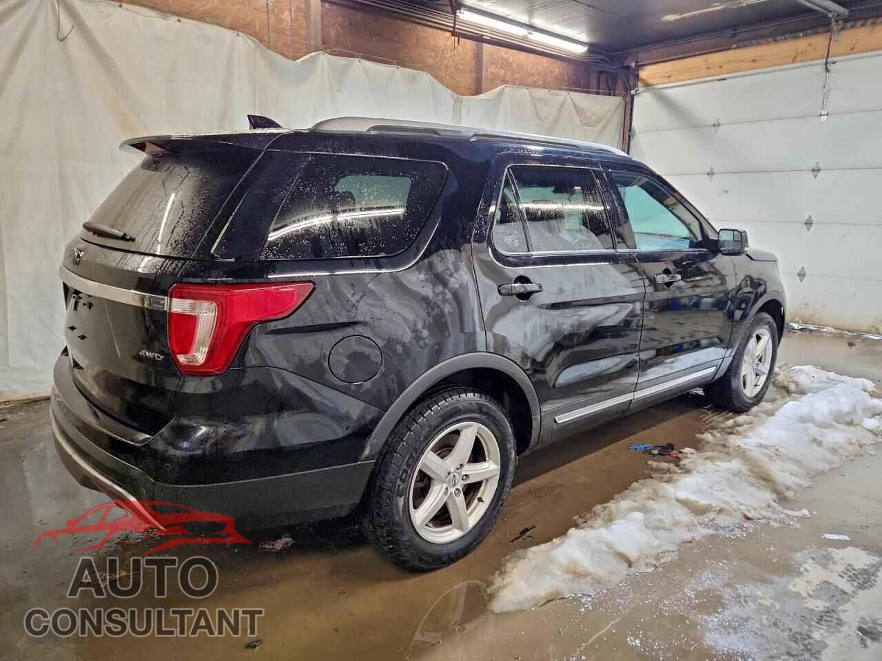 FORD EXPLORER 2017 - 1FM5K8D80HGC60573