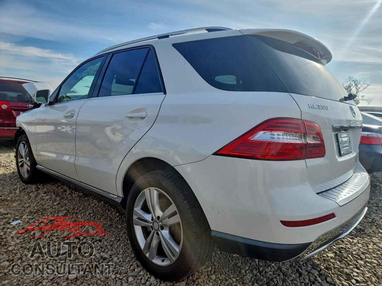 MERCEDES-BENZ M-CLASS 2015 - 4JGDA5HB3FA527918