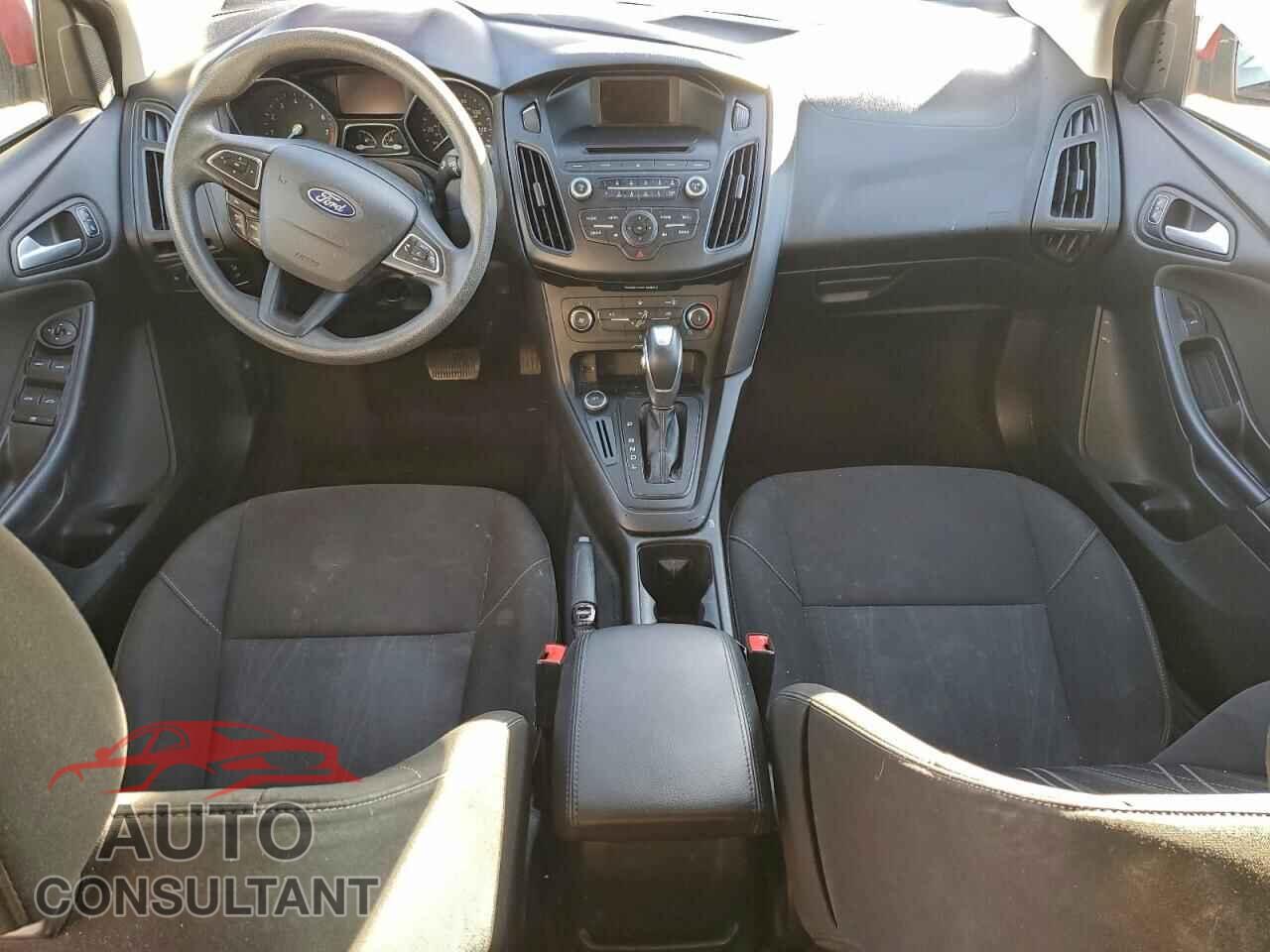 FORD FOCUS 2015 - 1FADP3F27FL291763